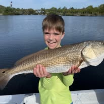 kids fishing redfish